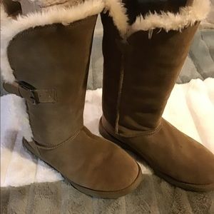 Women’s size 8 xhilaration suede  faux fur boots